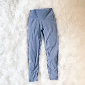 Ptula - The Alainah III Sleek legging.